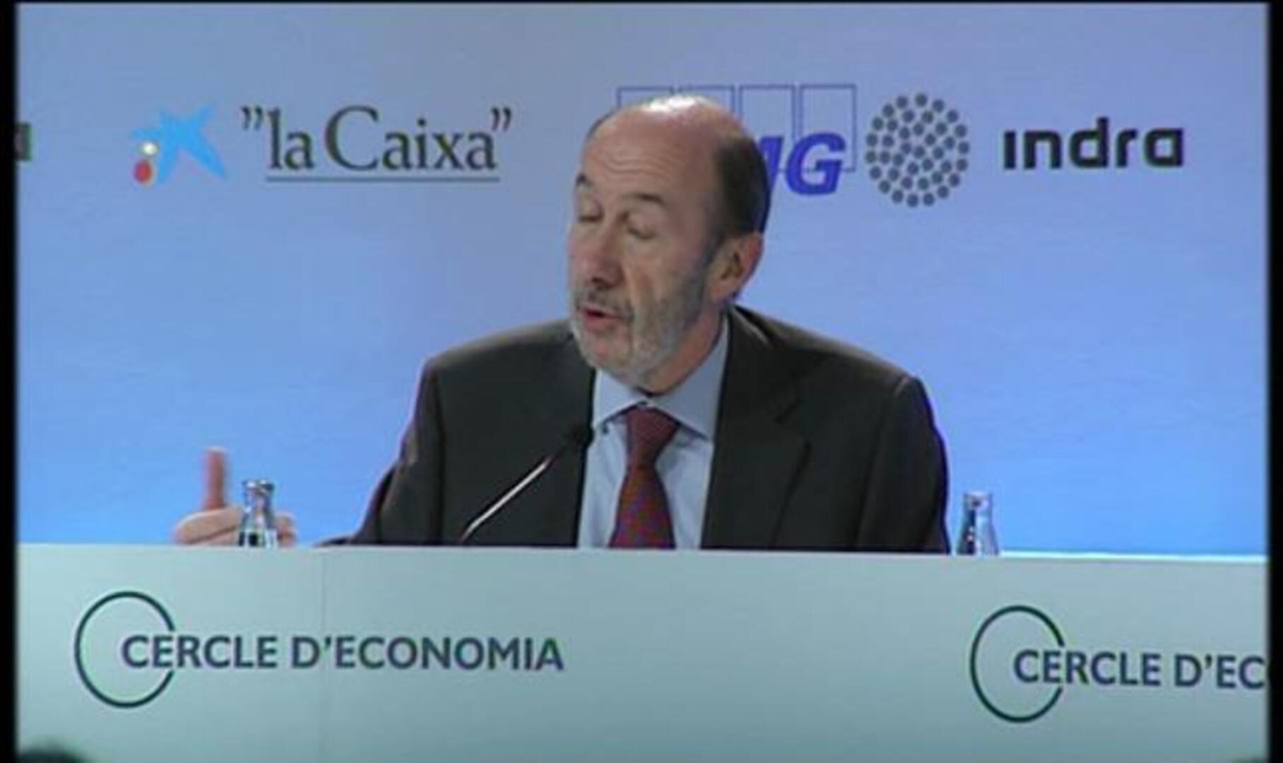 Rubalcaba pone en duda el precio del rescate de Bankia