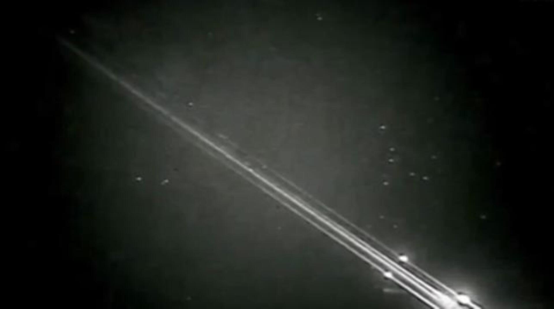 Los meteoros de esta lluvia son lentos y se hacen muy vistosos, dejando a su paso en muchas ocasiones estelas