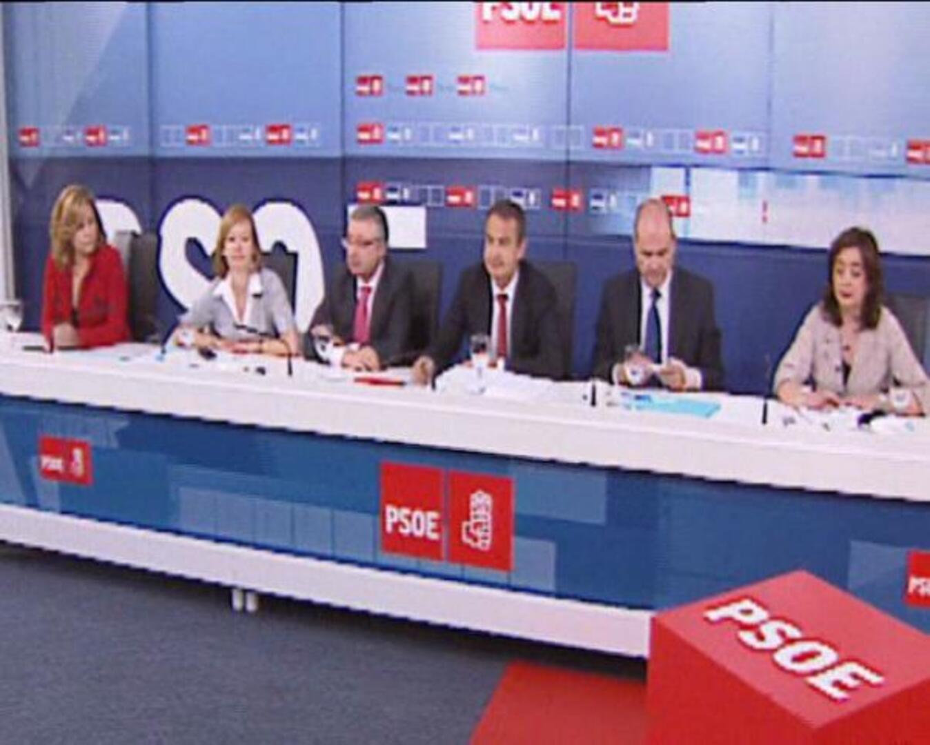 El grupo socialista podría pedir a los diputados díscolos que no acudan a votar la reforma de la Constitución