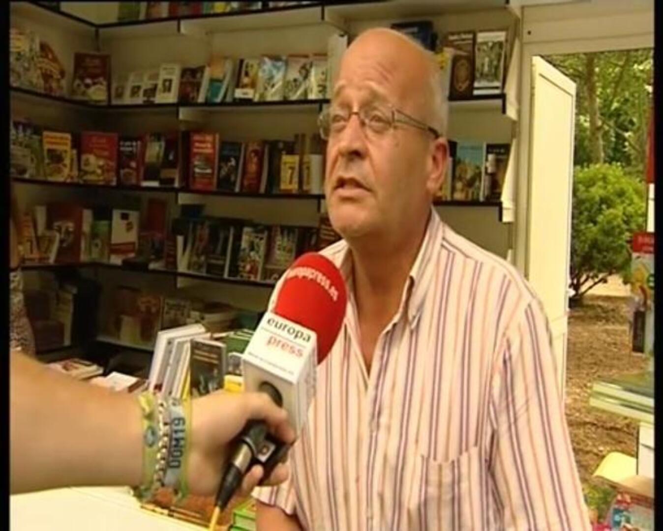 Eduardo Mendoza, Almudena Grandes y Jonas Jonasson, los más vendidos en la Feria del Libro