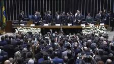 Bolsonaro jura como presidente de Brasil