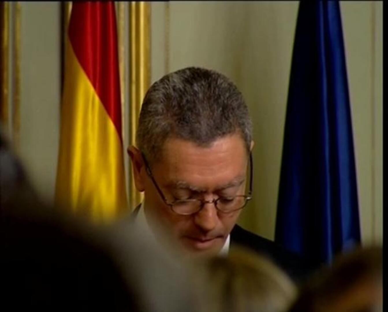 Gallardón propone un Estatuto de la Víctima y reformará el CGPJ y el TC