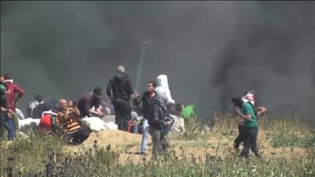 Al menos diez palestinos mueren por disparos del ejército israelí este viernes