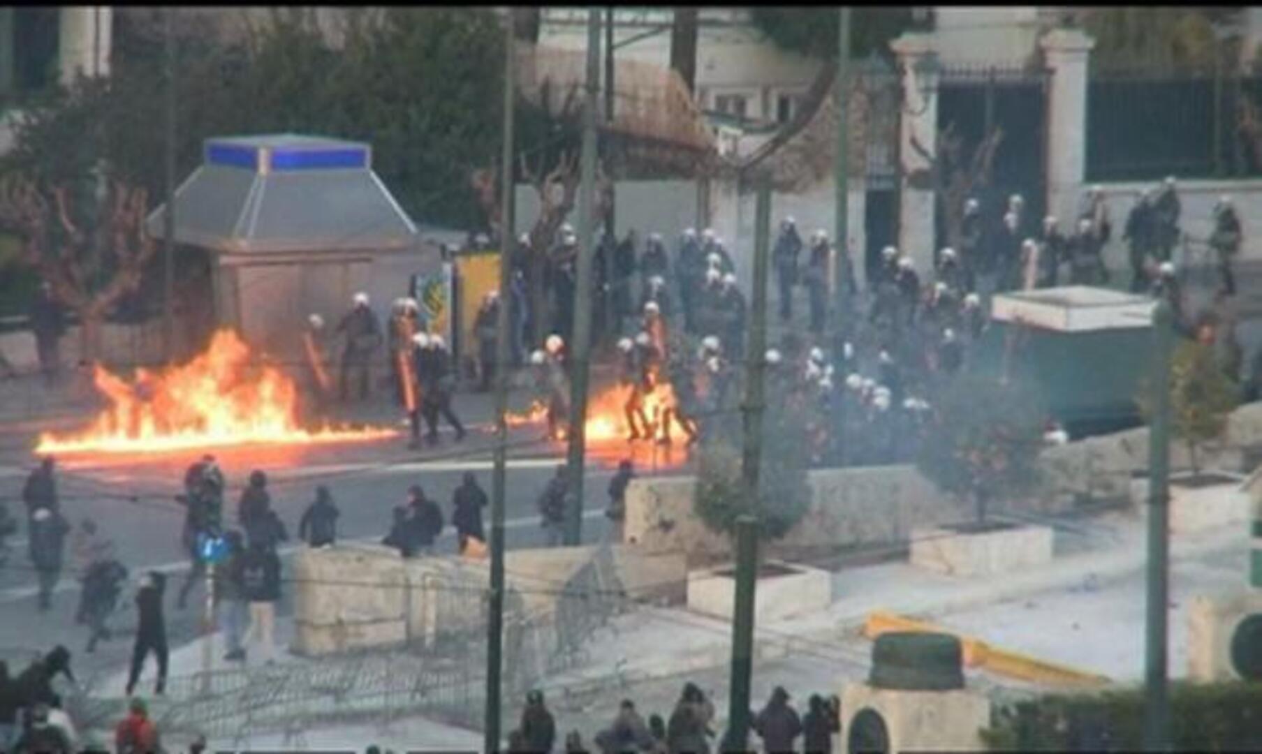 El pueblo griego «incendia» las calles