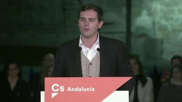Rivera pide dar &quot;un buen revés&quot; al PSOE en las urnas