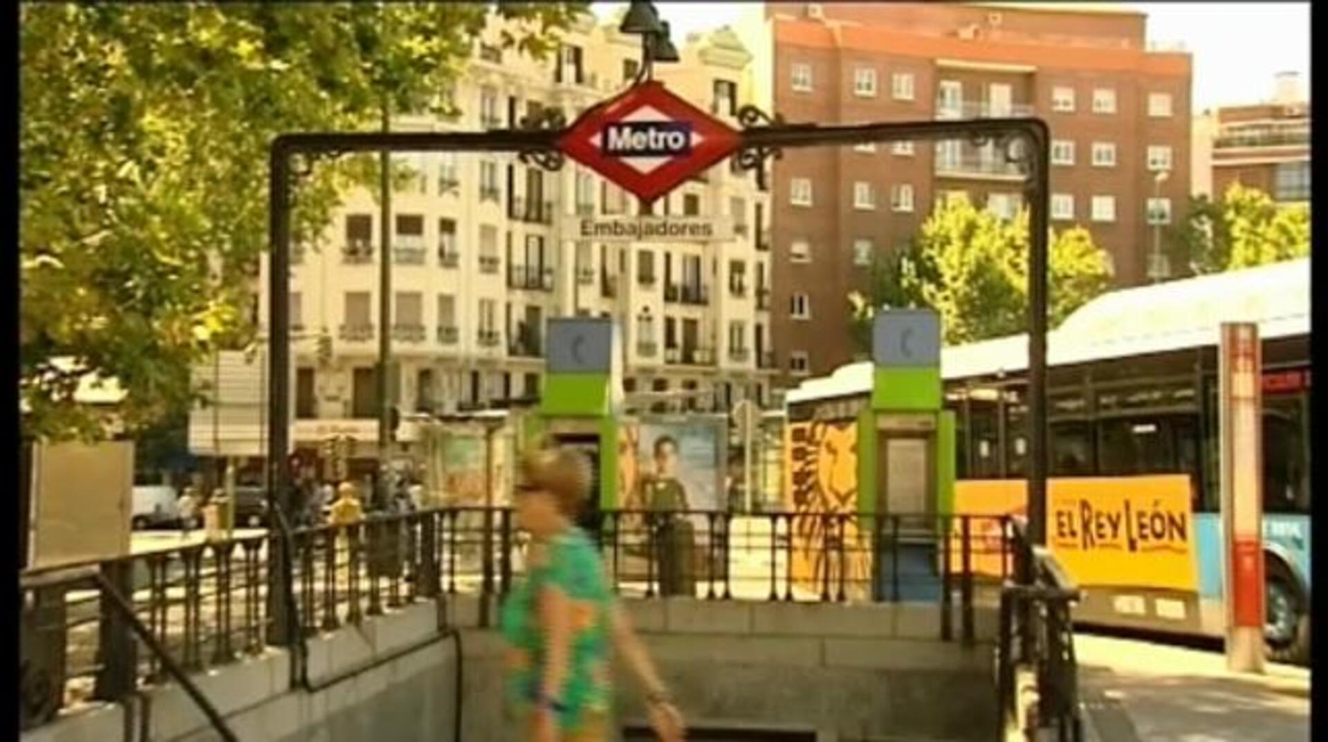 El Metro de Madrid cierra seis salidas más para ahorrar