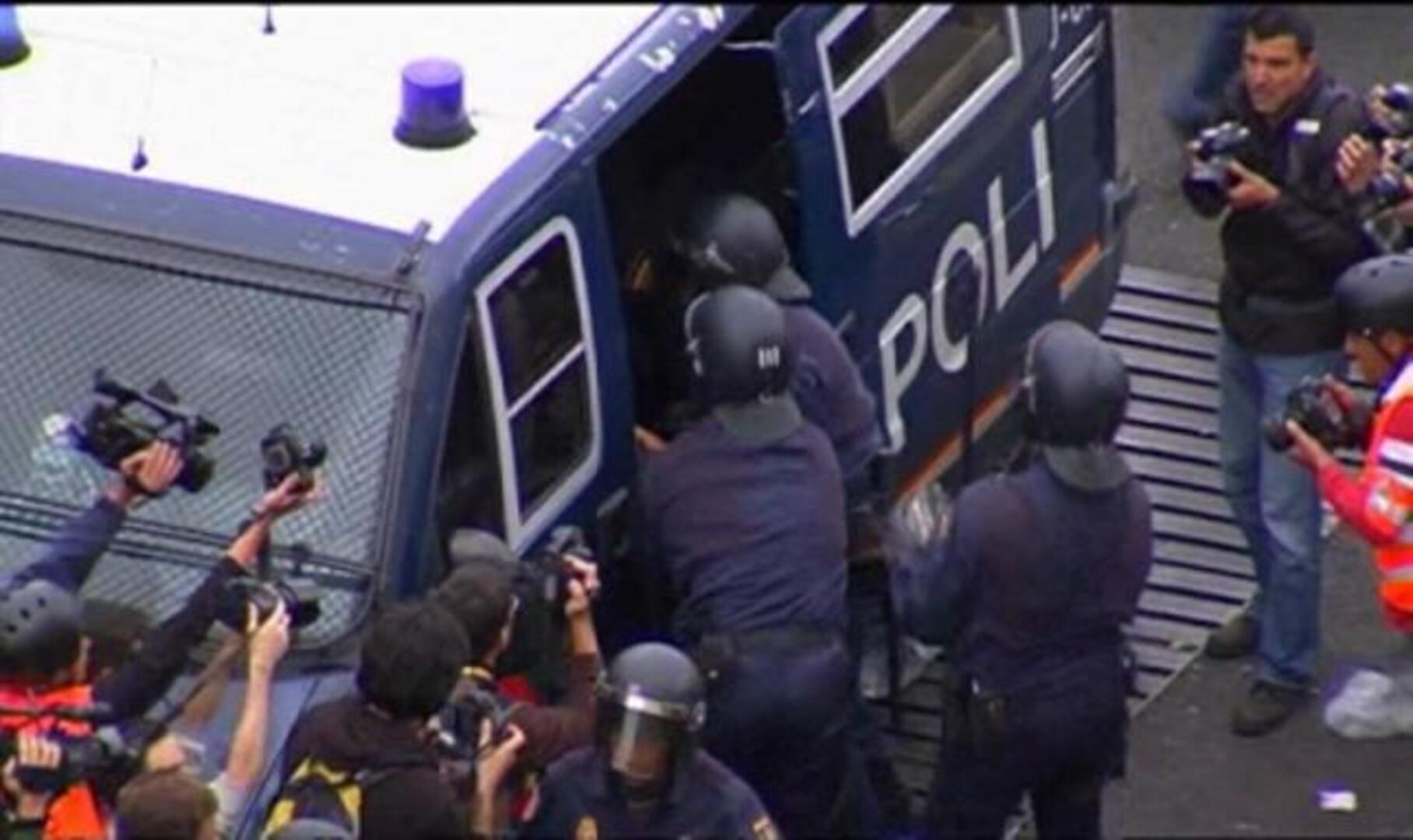 «Se mofaban, les intimidaban y no les dejaban mirarse entre ellos»