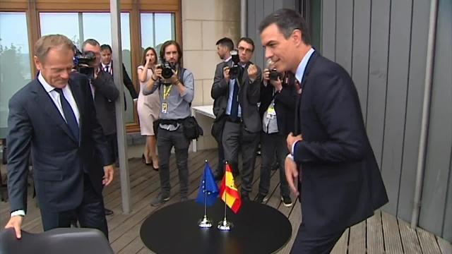 Sánchez se reúne con Tusk en la cumbre europea