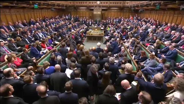 Diputados británicos trabajan a contrarreloj en nuevas opciones para salvar el &#039;Brexit&#039;