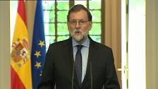 Rajoy: "Hoy desaparece ETA pero no el dolor irreparable que ha sembrado"