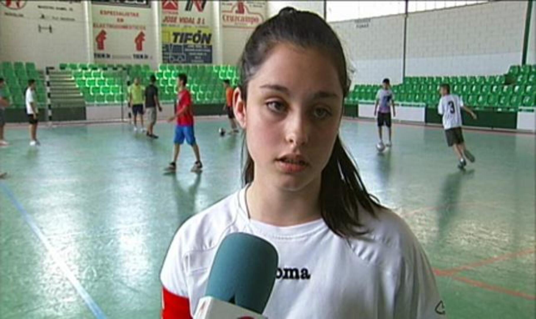 La Federación deja sin fútbol sala a dos niñas por ser mujeres