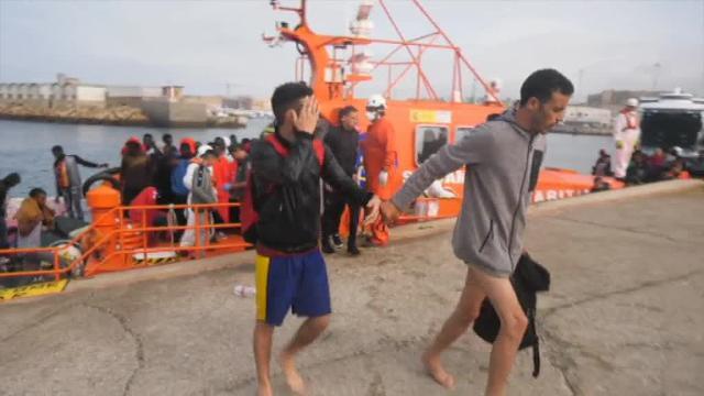 Una patera y una llamada a Salvamento Marítimo, así funcionan las mafias de tráfico de personas