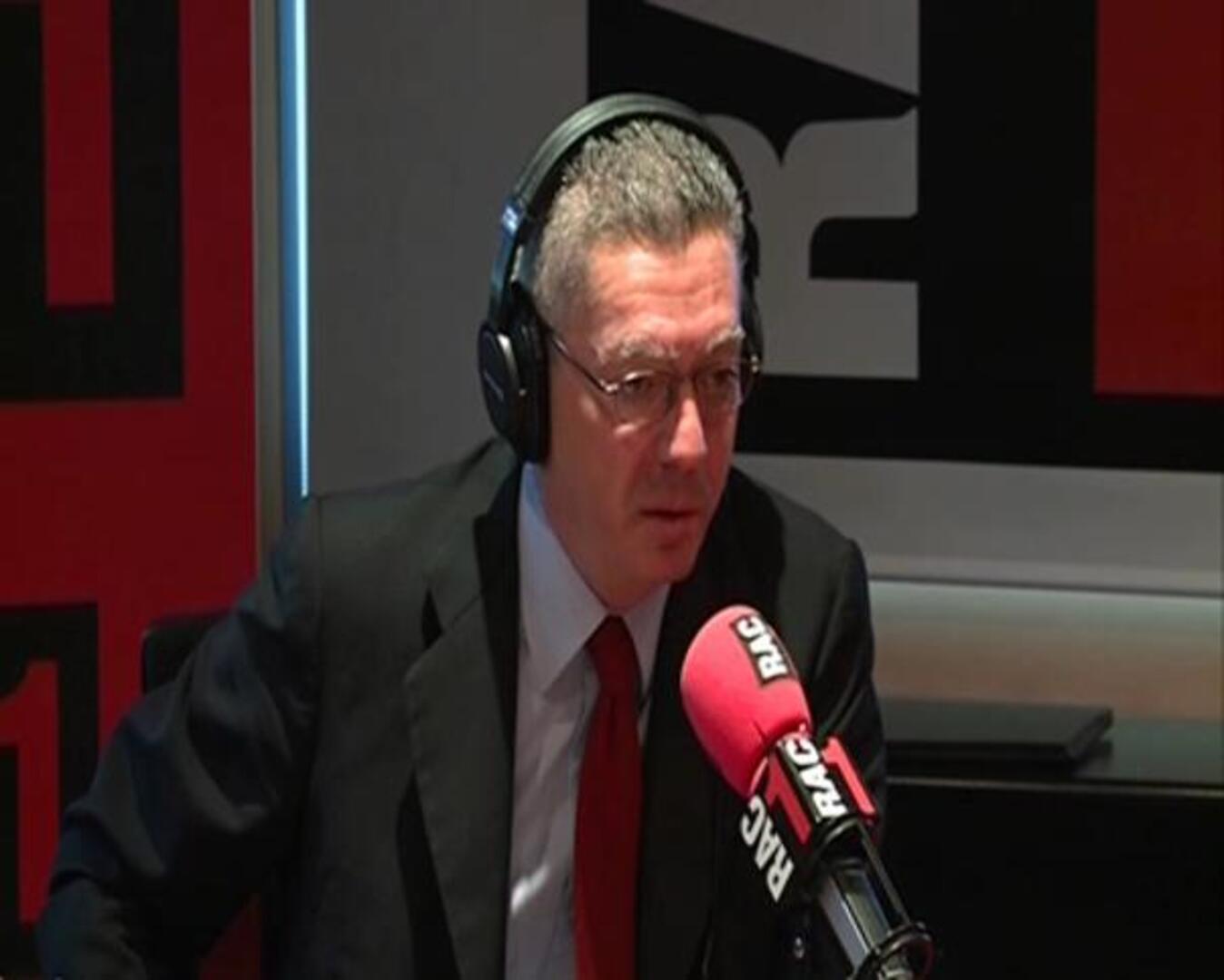 Gallardón discrepa con Aguirre y asegura que el Gobierno no discutirá las competencias