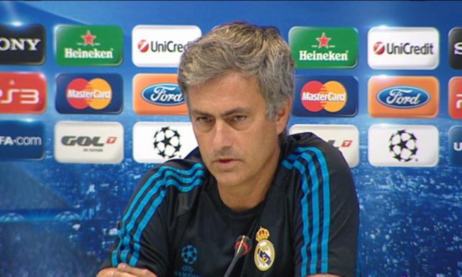 Mourinho: «Hace 15 días Higuaín era muy malo»