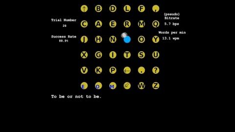 Un mono frente a una máquina de escribir