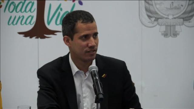 Guaidó avisa de que vuelve a Venezuela y convoca protestas para la próxima semana