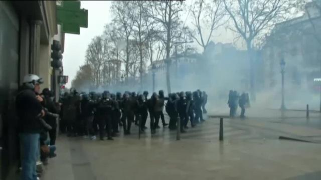 Más de cien detenidos en París en una nueva jornada de protesta de los &#039;chalecos amarillos&#039;
