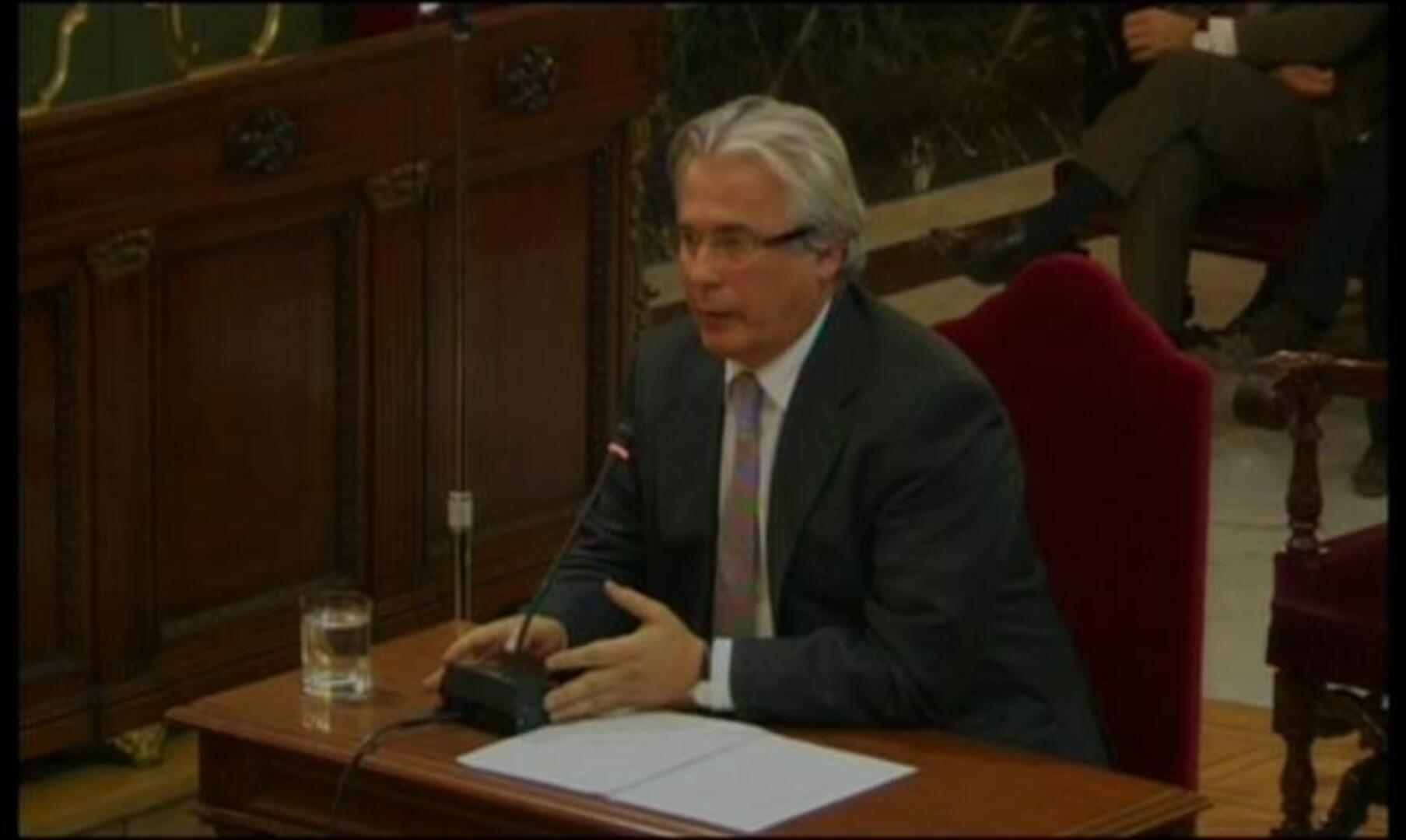 Garzón: «Asumo todas y cada una de las decisiones» en las escuchas de la «Gürtel»