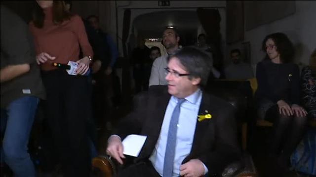 Puigdemont en compás de espera
