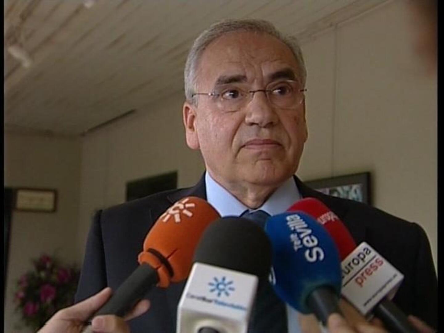 Guerra pide que no gobierne un hombre «perezoso, indolente, dormido e indeciso»