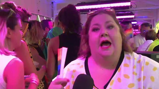 Fox celebra el Orgullo con las actrices de Vis a Vis