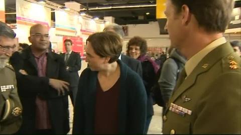 Vídeo: Sin policía ni ejército en el "Festival de la Infancia"