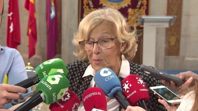 El diputado de Podemos, Íñigo Errejón, y la portavoz del gobierno municipal de Ahora Madrid, Rita Maestre, en una manifestación juntos