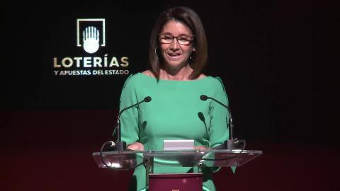 La presidenta de la Sociedad Estatal de Loterías y Apuestas del Estado, Inmaculada García Martínez, durante la presentación del Sorteo Extraordinario de Navidad 2016, este lunes en Madrid.
