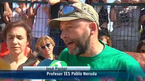 El alcalde de Carmona ha visitado el centro y ha critado la falta de medidas de la Junta