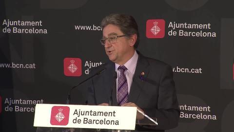 La alcaldesa y el nuevo delegado del Gobierno en Cataluña, al inicio de su reunión