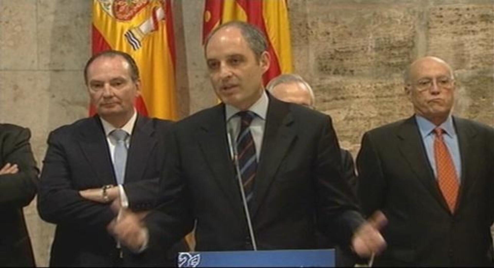 Camps se siente el «candidato más respaldado de la historia democrática»