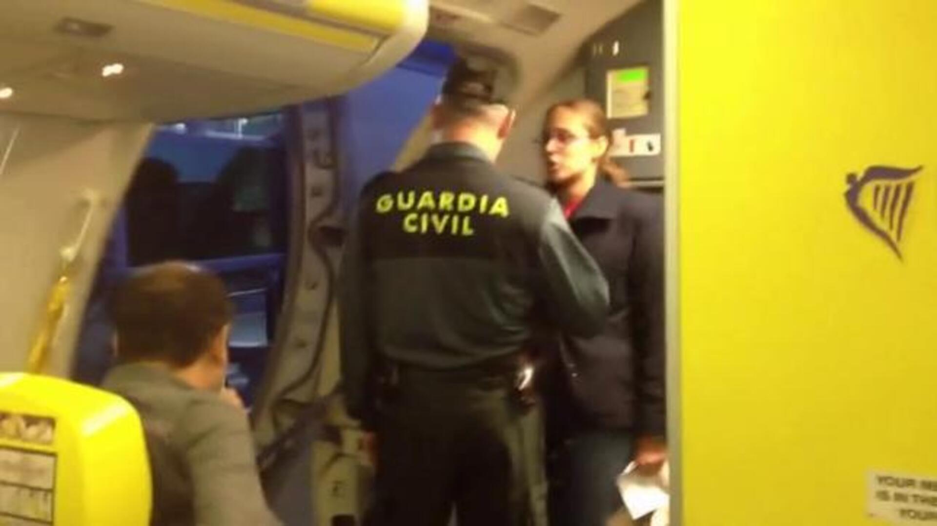 ¿Por qué Ryanair no aceptó a la pasajera de Valencia?