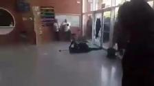 Detenido el hombre que arrojó una silla a un guardia civil en un colegio durante el 1-O
