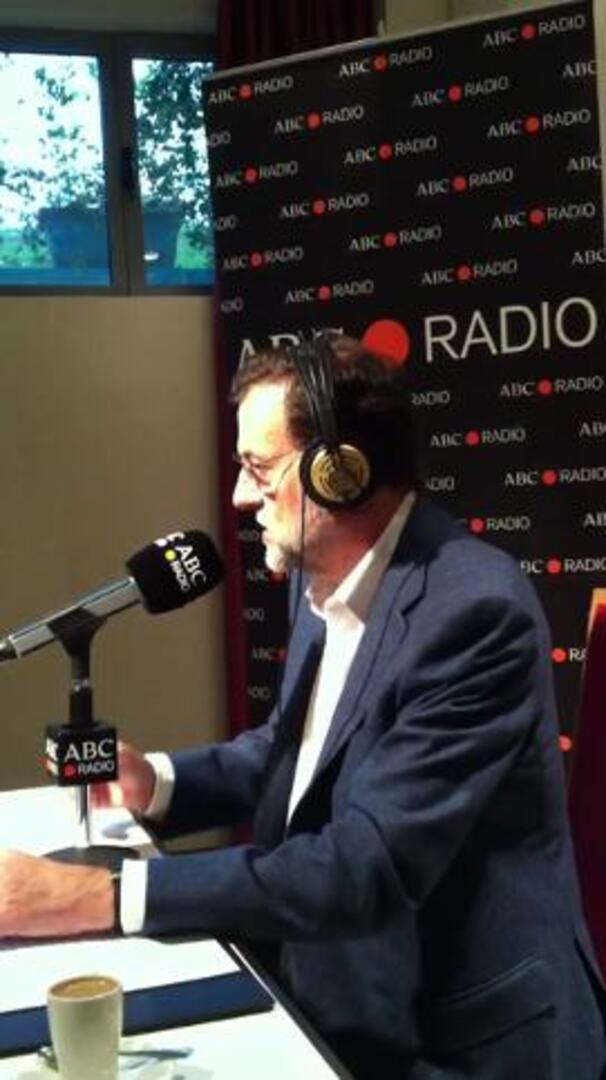 Rajoy en ABC Punto Radio: «Le meteré la tijera a todo, menos a las pensiones, la sanidad y la educación»
