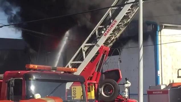El fuego se ha producido en una nave abandonada de Las Quemadas