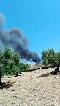 Incendio en una chatarrería en un polígono industrial de Ronda