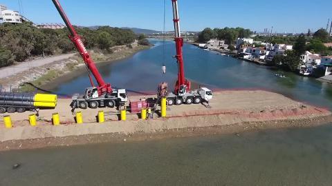 El delegado del Gobierno, Antonio Sanz, durante la visita a las obras