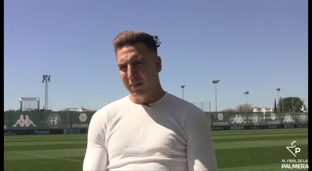 Francis, jugador del Real Betis: &quot;Setién ha mantenido su idea, no se ha dejado influir y eso al grupo le fortalece&quot;