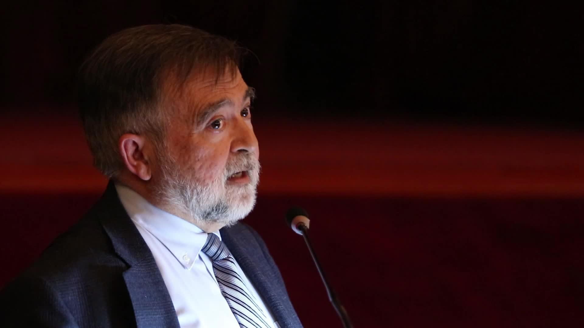 El Templo de Córdoba: José Calvo Poyato: «Los cordobeses, laicos y eclesiásticos, estaban orgullosos de su catedral»