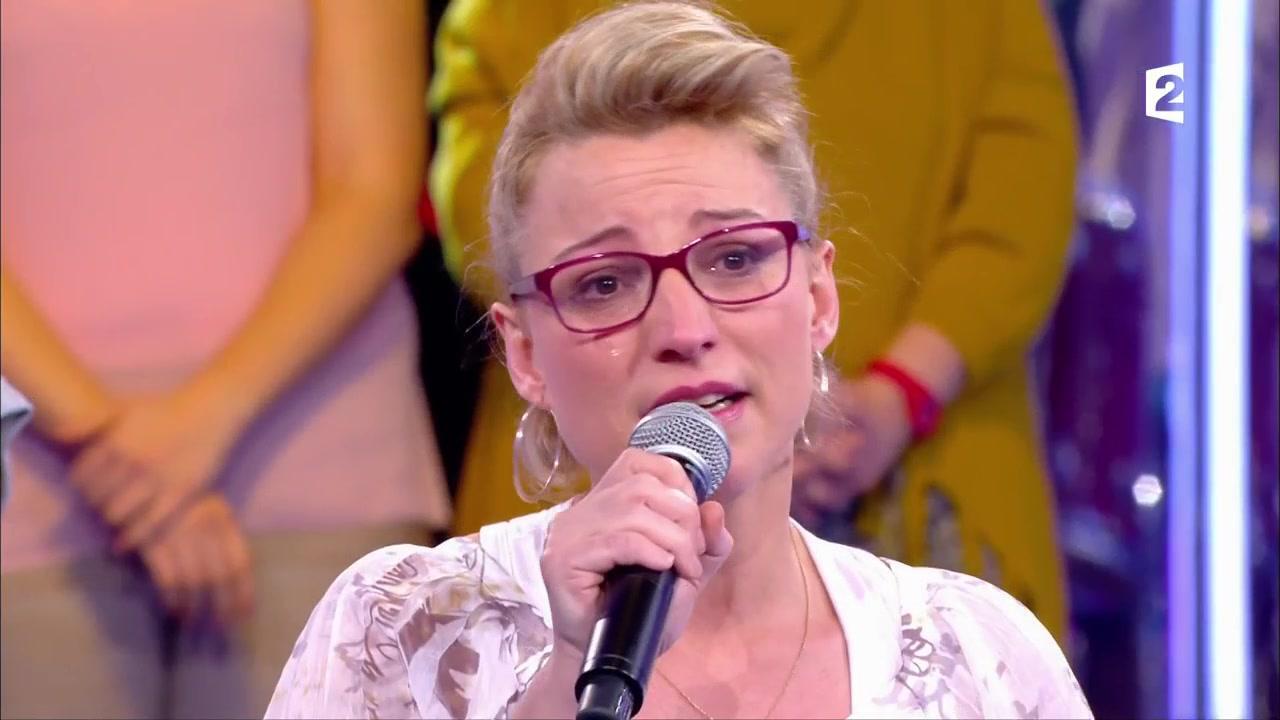 Faustine Star Academy Evoque Sa Maladie Avec Emotion Dans N Oubliez Pas Les Paroles Programme Tv