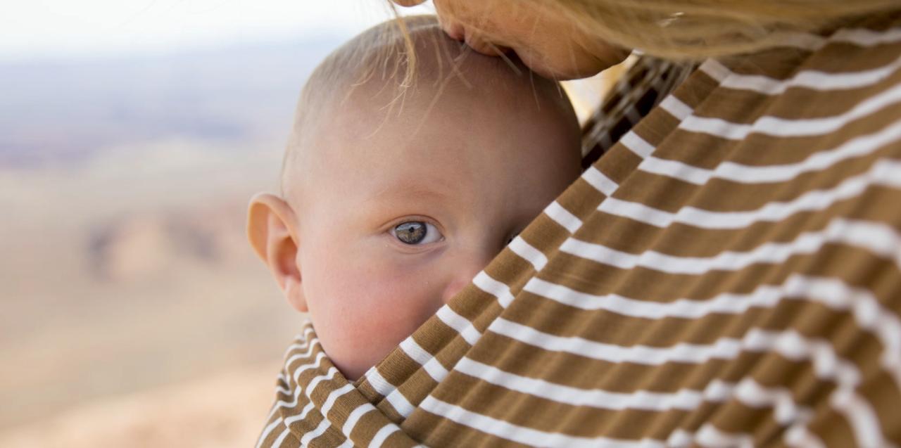 15 Conseils De Pediatre Pour Bien Proteger Bebe Du Soleil Et De La Chaleur Femme Actuelle Le Mag