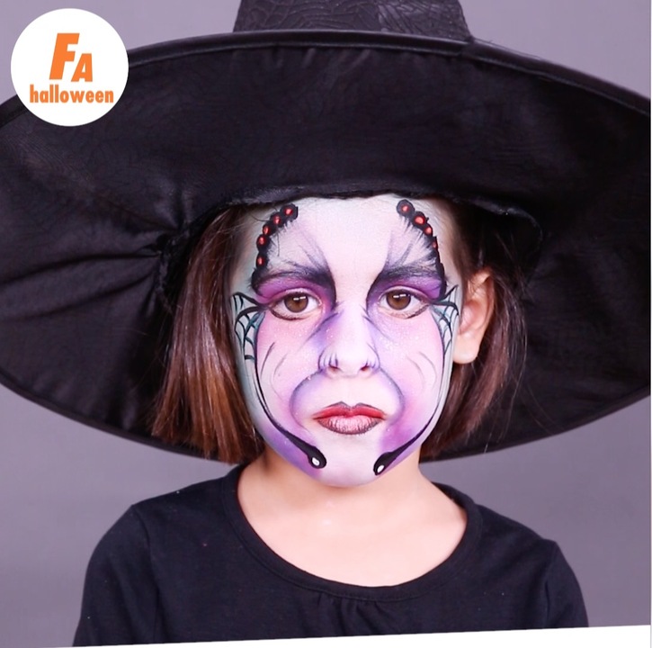 Halloween Un Maquillage De Sorciere Facile A Realiser Femme