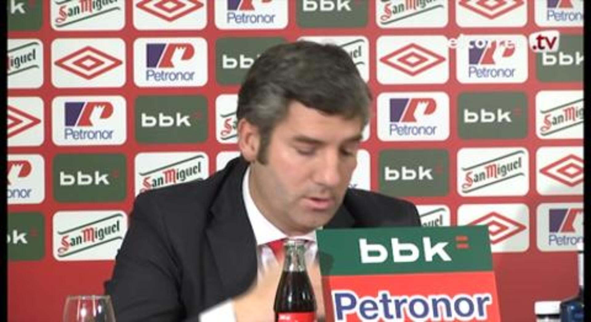 Urrutia responde en euskera a preguntas formuladas en español