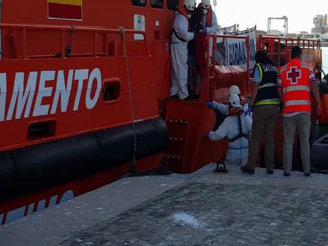 Desaparecen al menos 39 inmigrantes tras el naufragio de una patera frente a las costas de Málaga