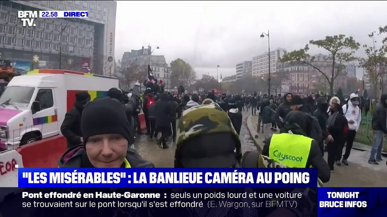 Manifestant Blessé à Lœil Par Une Grenade Lacrymogène La Police Des Polices Saisie