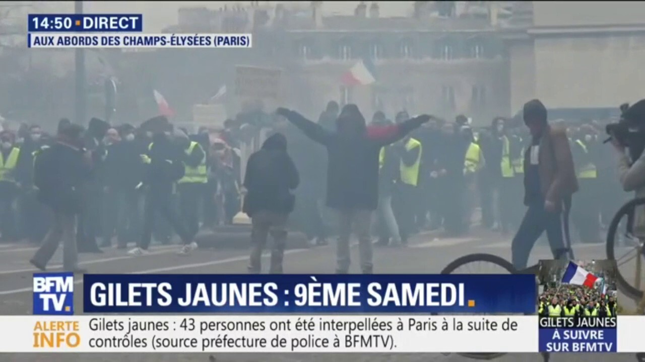 Gilets Jaunes Premières Tensions Entre Forces De Lordre Et Manifestants Aux Abords Des Champs élysées